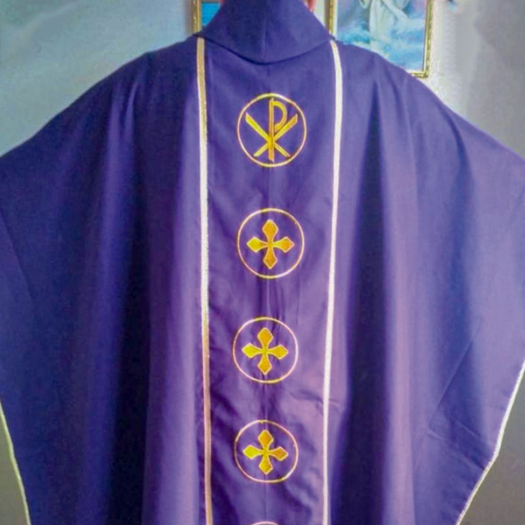 casulla de lino español morada